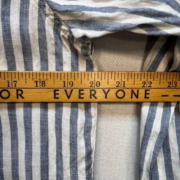 L.L.Bean Women's Linen Button Up Shirt Long Sleeve Size M White Blue Stripe - Picture 11 of 13